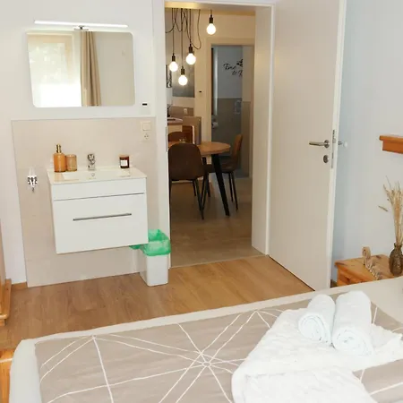 홈스테이 Riverhaus